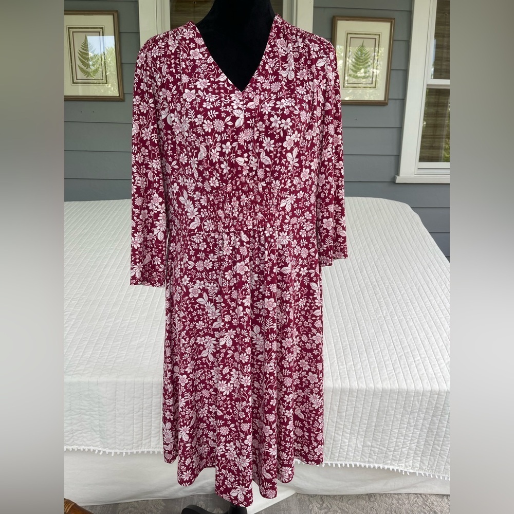 Maggie, London women’s size 14 W dress pull over 3/4 length sleeve floral print